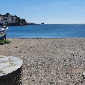 Piso Nuevo, Pk Pequeno Y A 5 Min De La Playa Caminando Cadaqués