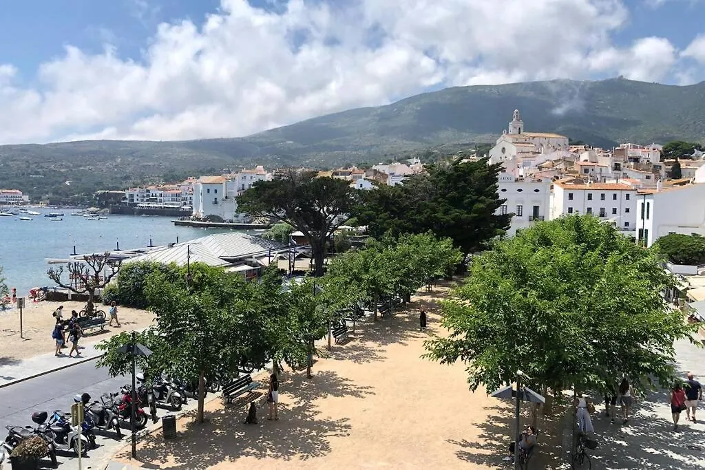 ROQUES - Casa en primera línea de mar en CADAQUÉS Casa de Férias