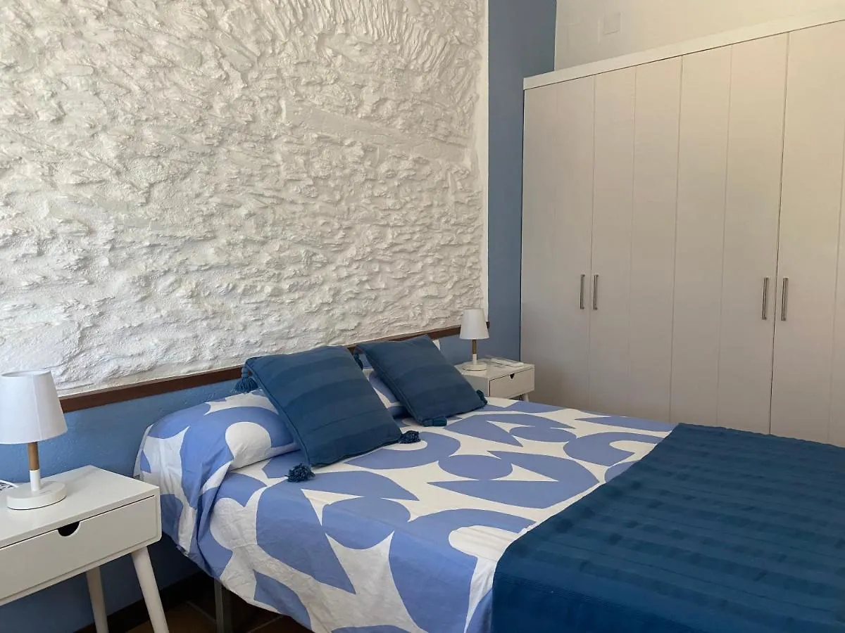 別荘 Roques - Casa En Primera Linea De Mar En カダケス スペイン