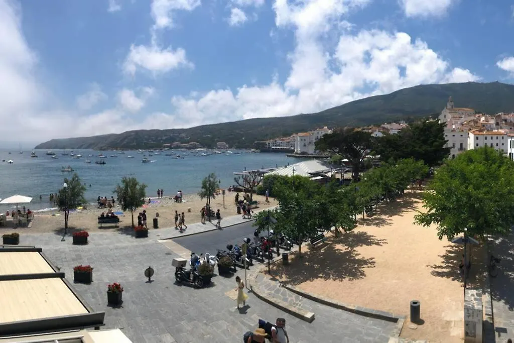 Holiday home Roques - Casa En Primera Linea De Mar En Cadaques Spain