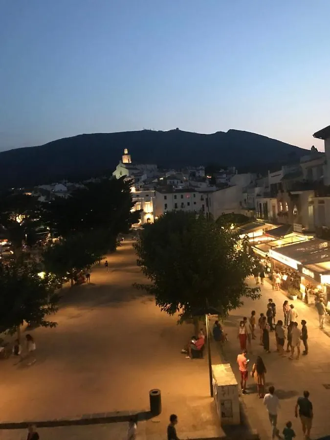 Holiday home Roques - Casa En Primera Linea De Mar En Cadaques Spain